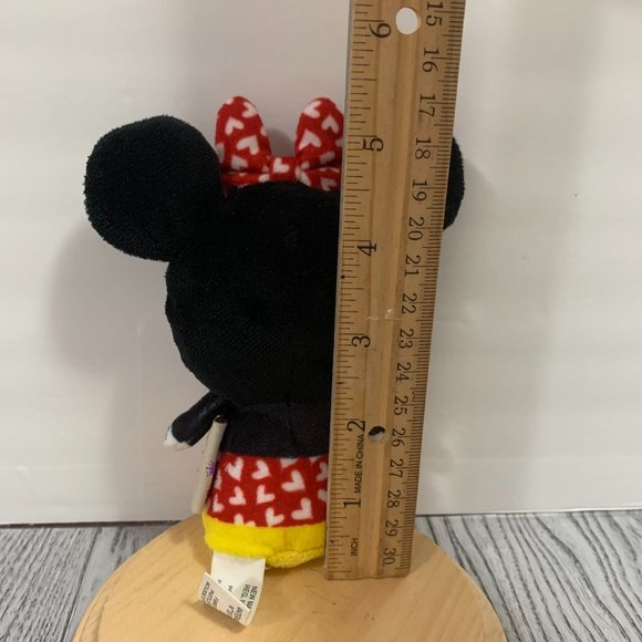 Hallmark Itty Bittys Minnie Mouse Polka Dots Red Lips Plush - Picture 4 of 6